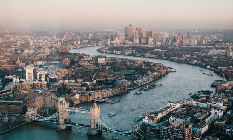 London skyline, United Kingdom — photo by Benjamin Davies on Unsplash