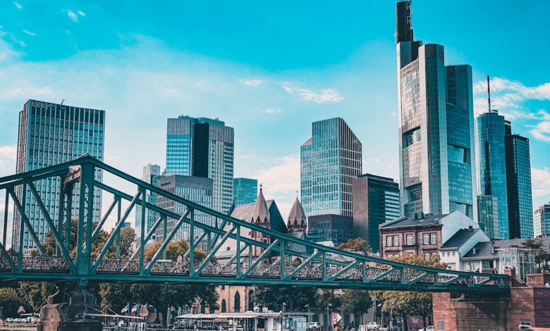 Frankfurt skyline, Germany. Photo by Sinan Erg on Unsplash.